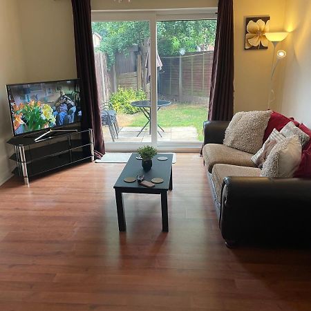 The Swallows Popular Location 3 Bedroom House Free Wi-Fi And Sky Tv In All Rooms Rough Close Екстериор снимка